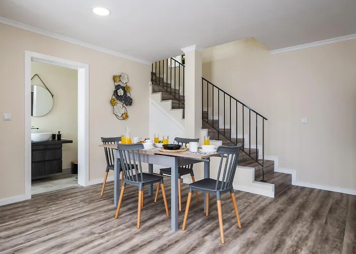 Blue Ocean Ponta do Sol (Madeira)